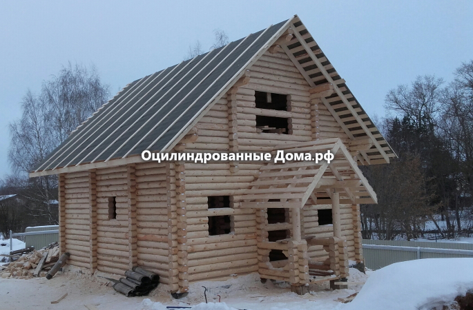 Дом-баня из бревна с мансардой "Боровик" - 104м2 (8,5м х 7м)